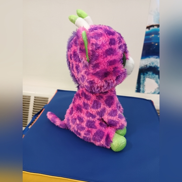 Ty Beanie Boos Gilbert Pink Giraffe  10 Inch Plush Stuffed Animal - Picture 3 of 14